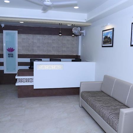 Hotel Lotus Chandrapur エクステリア 写真
