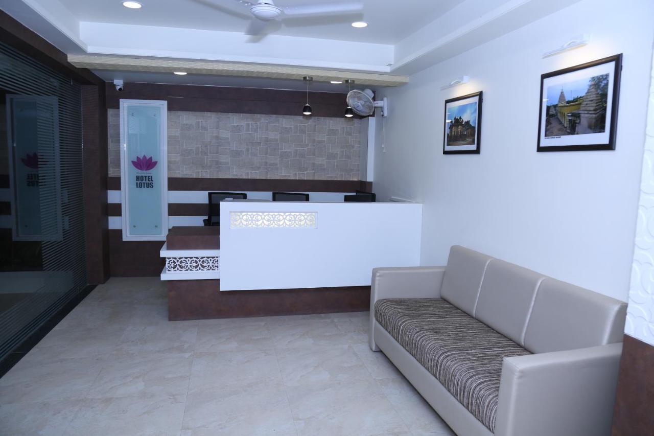 Hotel Lotus Chandrapur エクステリア 写真