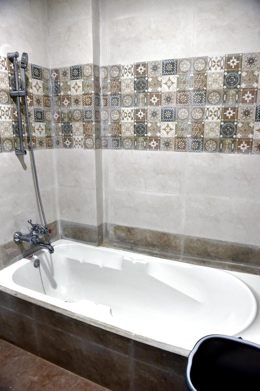 Hotel Lotus Chandrapur エクステリア 写真